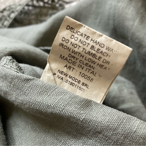 Bellambra Linen Shift Dress Medium Sage Crochet Lace Back Panel Italy Minimalist - Picture 8 of 8